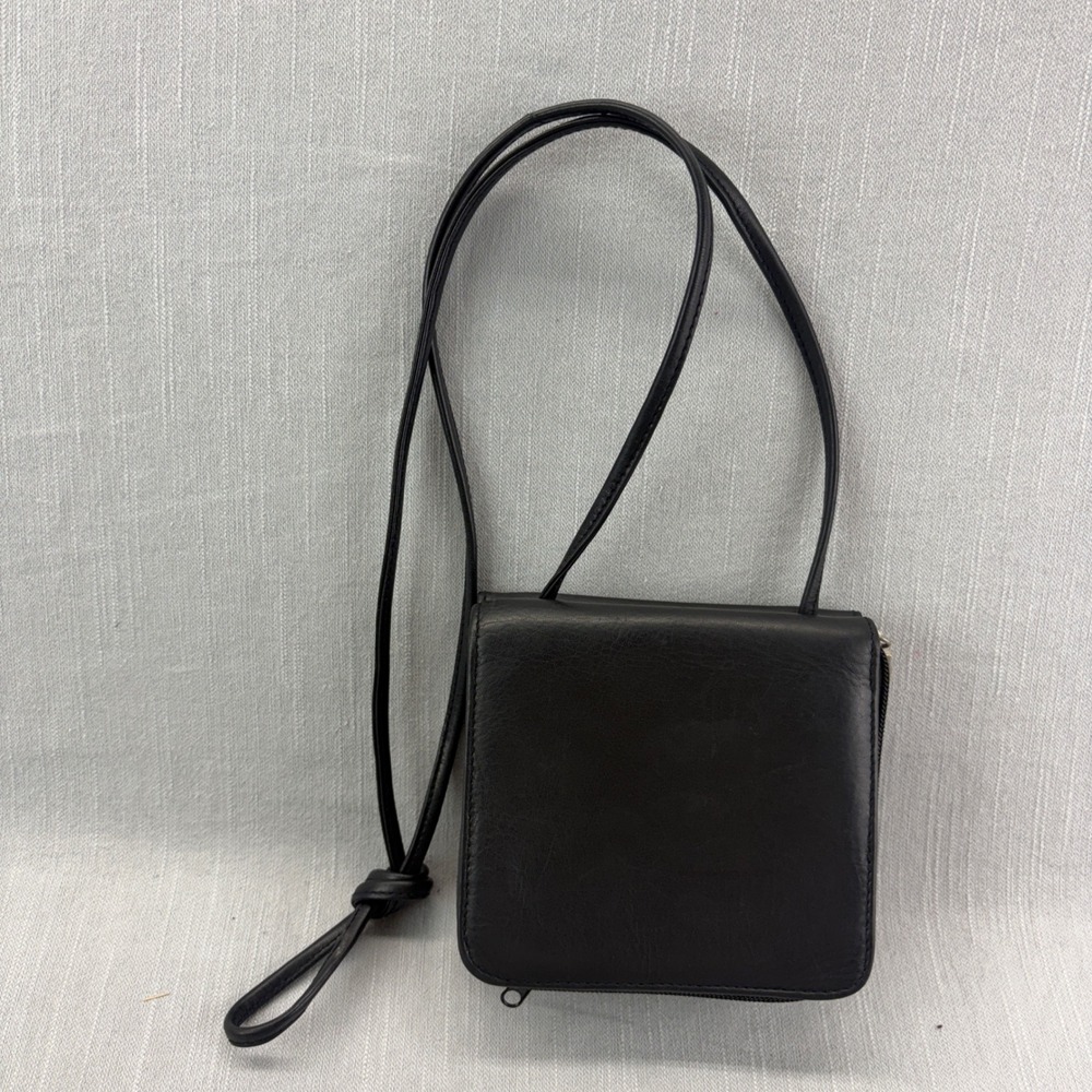 Hobo International Crossbody Wallet Bag Womens Small Black Leather Organizer